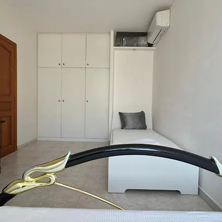 Monaco Central Duplex, 8 Sleeps Bnbrickeys Apartment